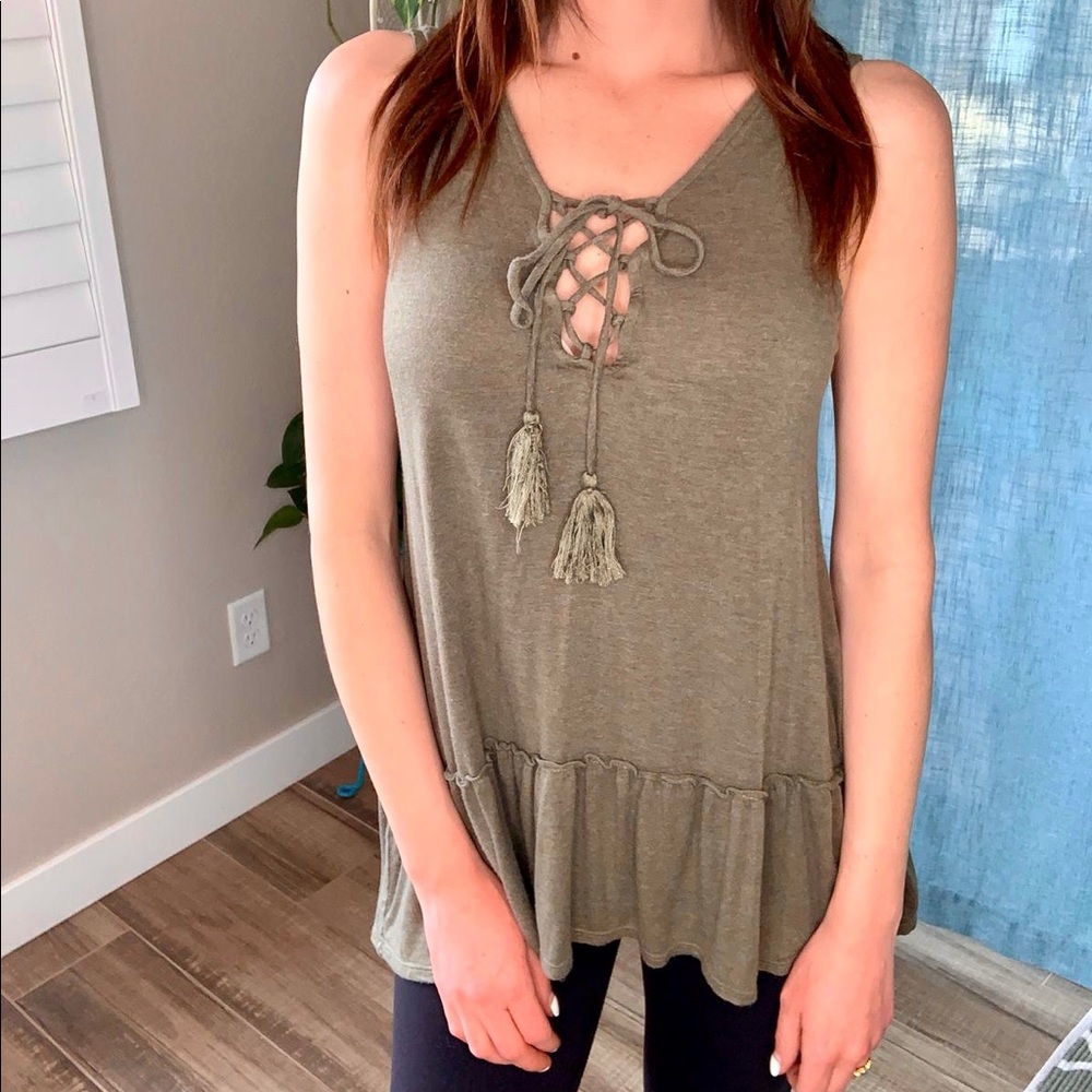 Max studio laced top